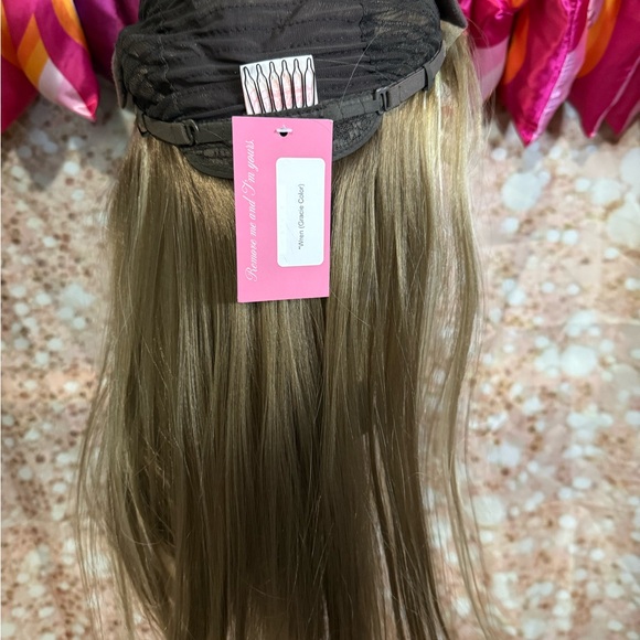 Wren Honey Blonde - Picture 10 of 11